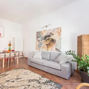 https://barberini-cozy-terrace.it-romehotels.com